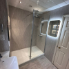 2_Walk-In-Shower-Area