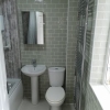 Bathroom-Installation-With-County-Wax-Wall-Tiling