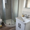 Sommer-Offset-Shower-Cubicle